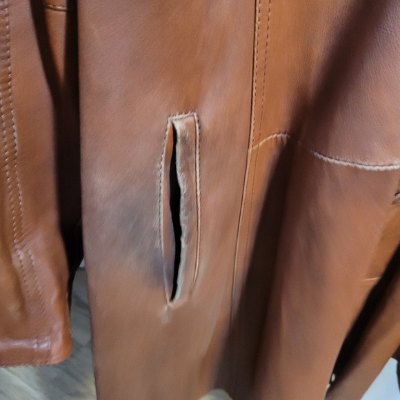 Czech Made Buttery Soft Leather Coat with Fur Collar - Picture 10 of 16